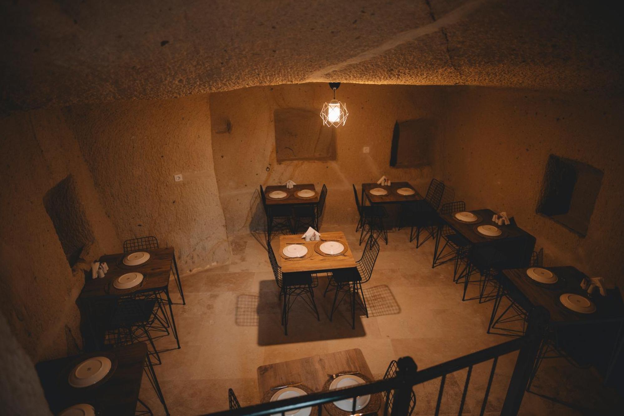 Daphne Cave Hotel Аванос Экстерьер фото