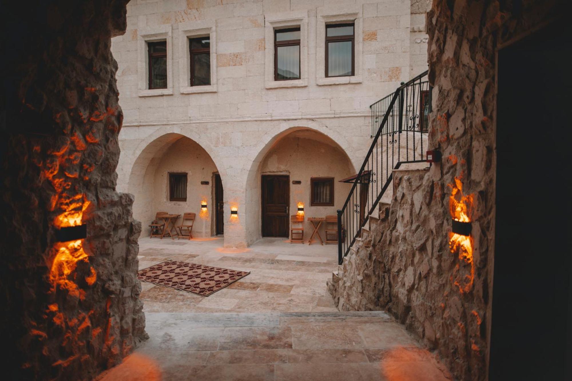 Daphne Cave Hotel Аванос Экстерьер фото
