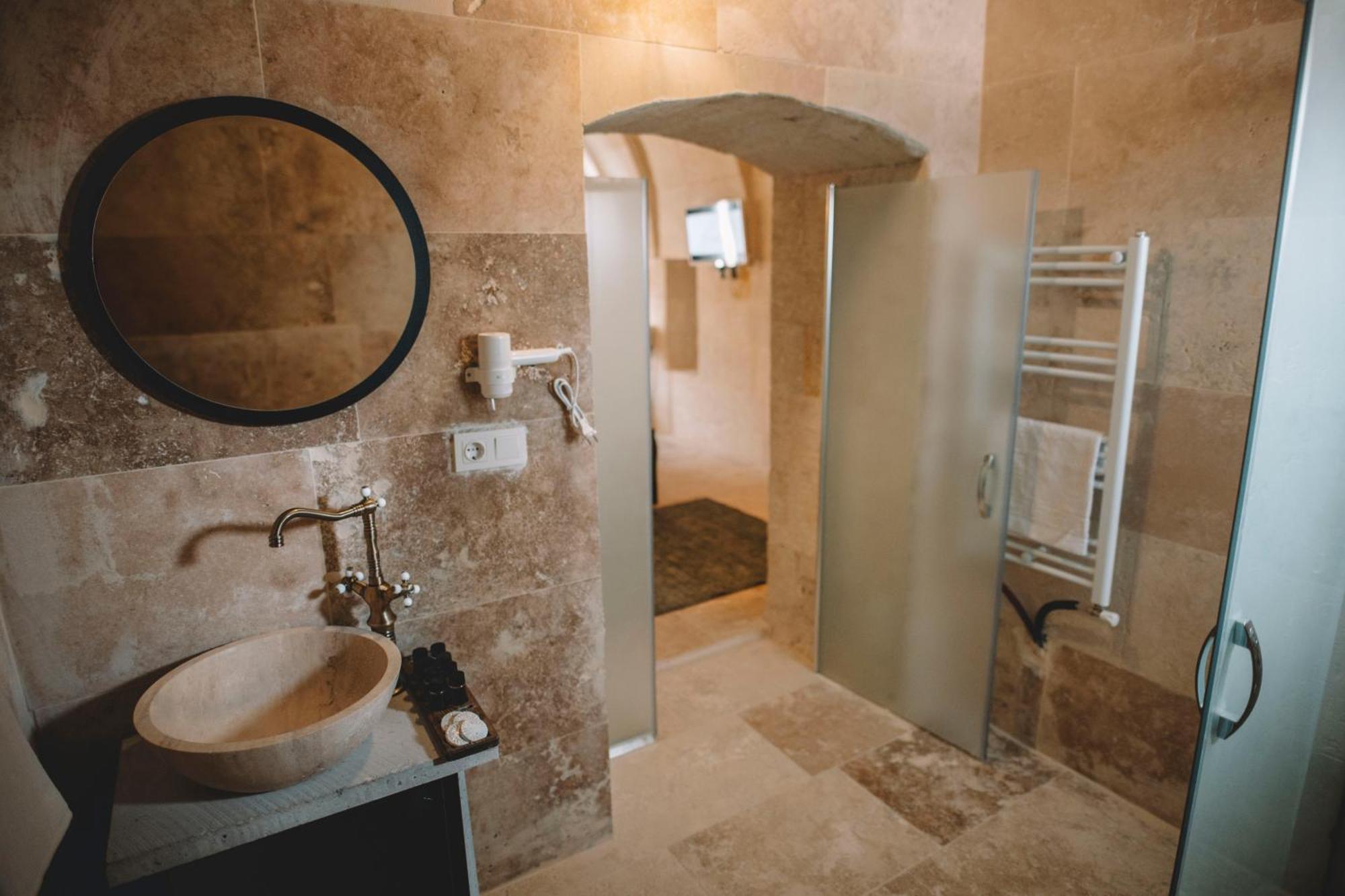 Daphne Cave Hotel Аванос Экстерьер фото