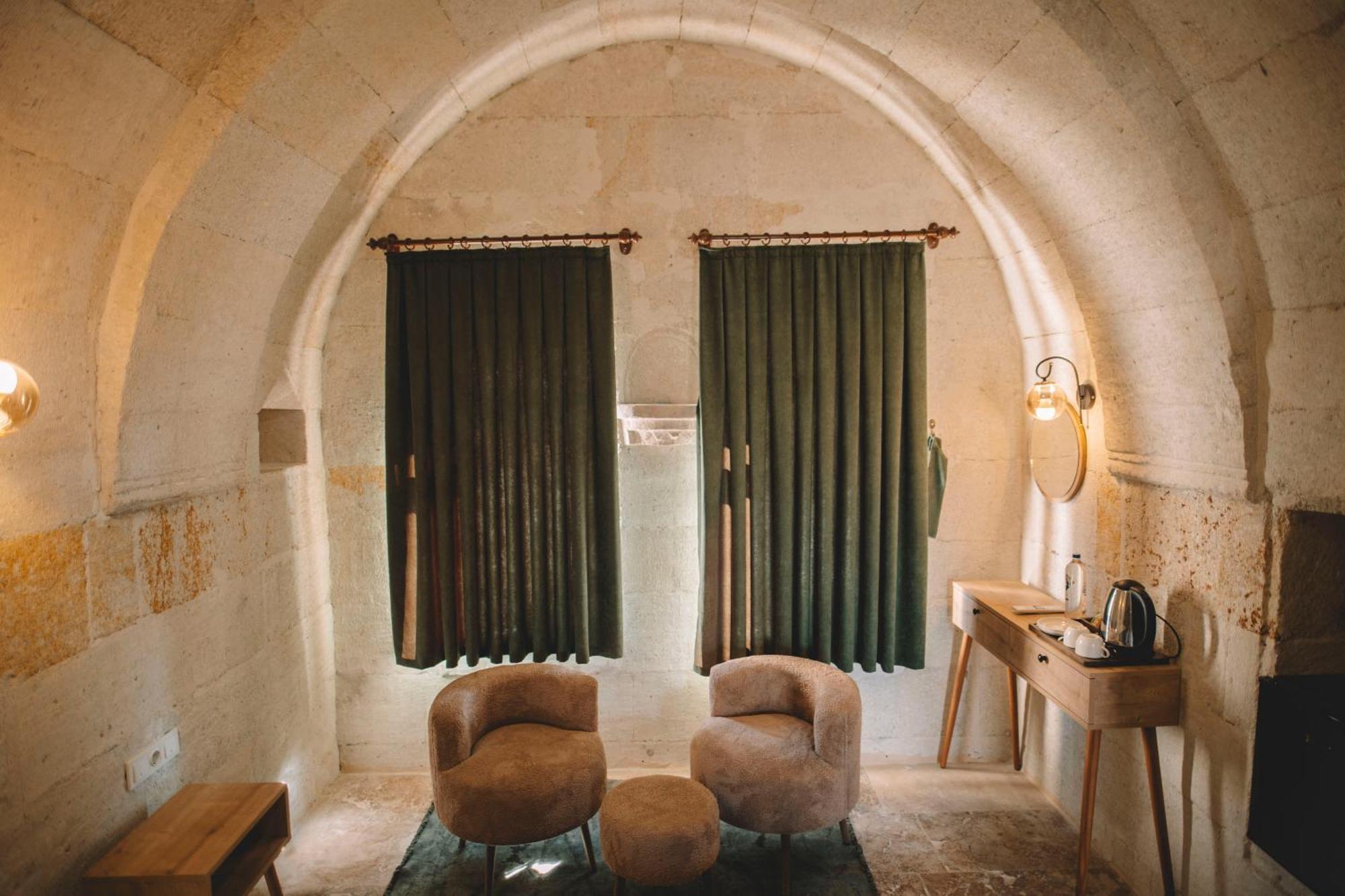 Daphne Cave Hotel Аванос Экстерьер фото